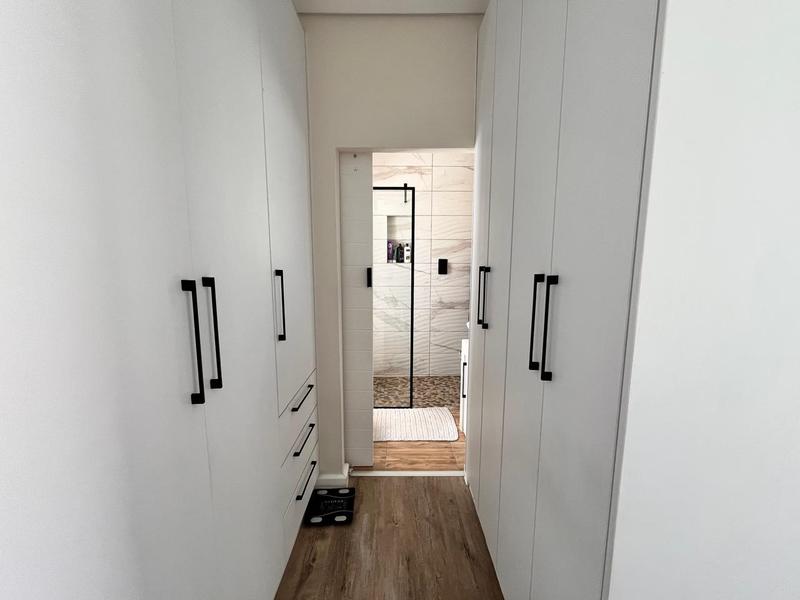 2 Bedroom Property for Sale in Sandown Western Cape